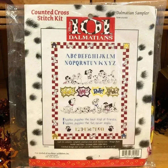 101 Dalmatians Counted Cross Stitch #31010 from 1997 - Picture 1 of 8